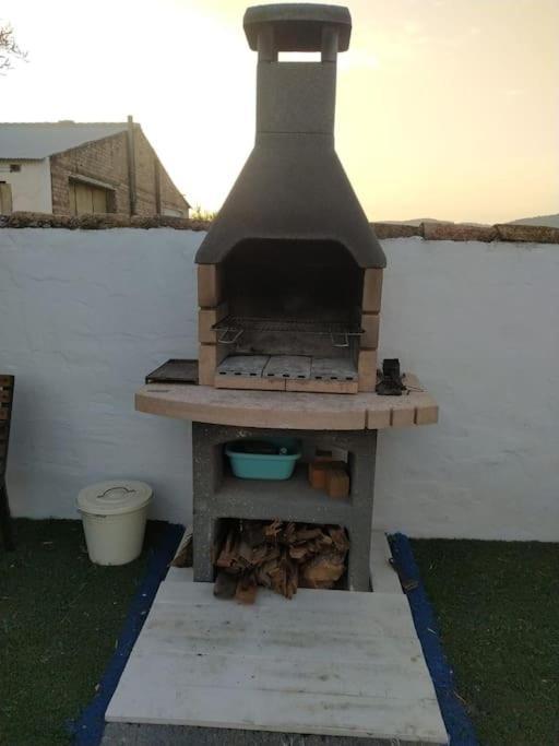 Agradable Casa Con Piscina En La Serrania. Arriate