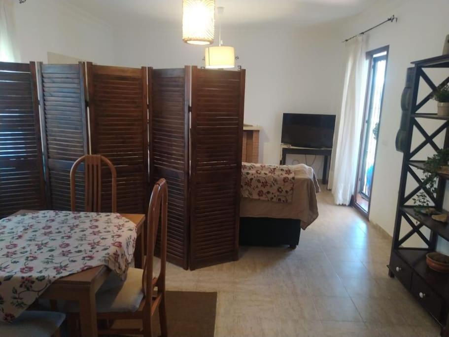 Agradable Casa Con Piscina En La Serrania. Holiday home